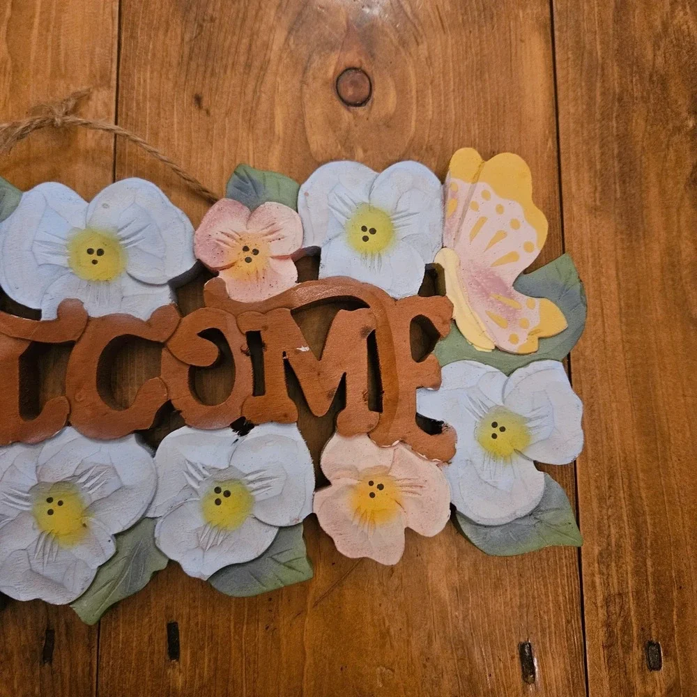 VTG Floral Wooden Welcome Wall Hanging Sign Butterfly Cottagecore Spring Decor